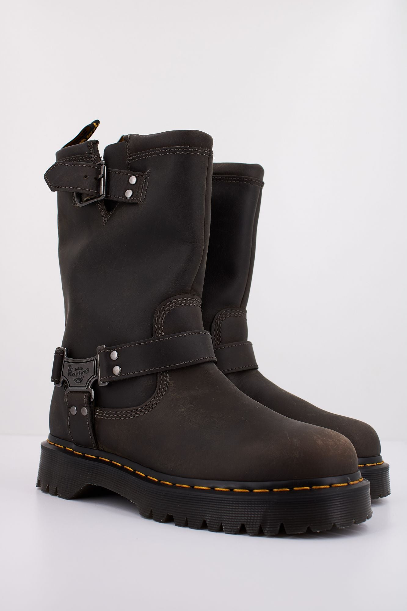 DR. MARTENS 154708 en color GRIS (2)