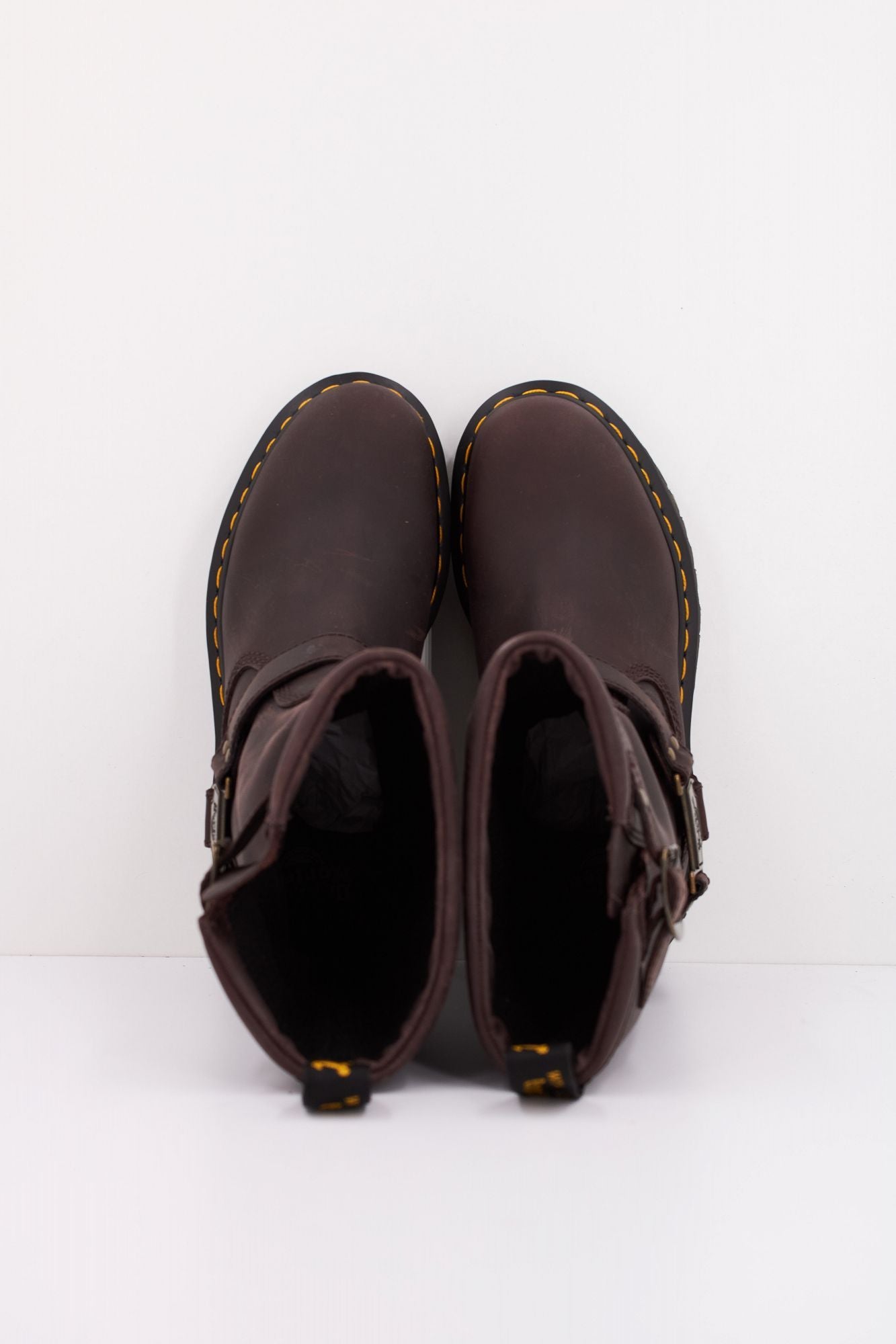 DR. MARTENS  ANISTONE HI en color MARRON (3)