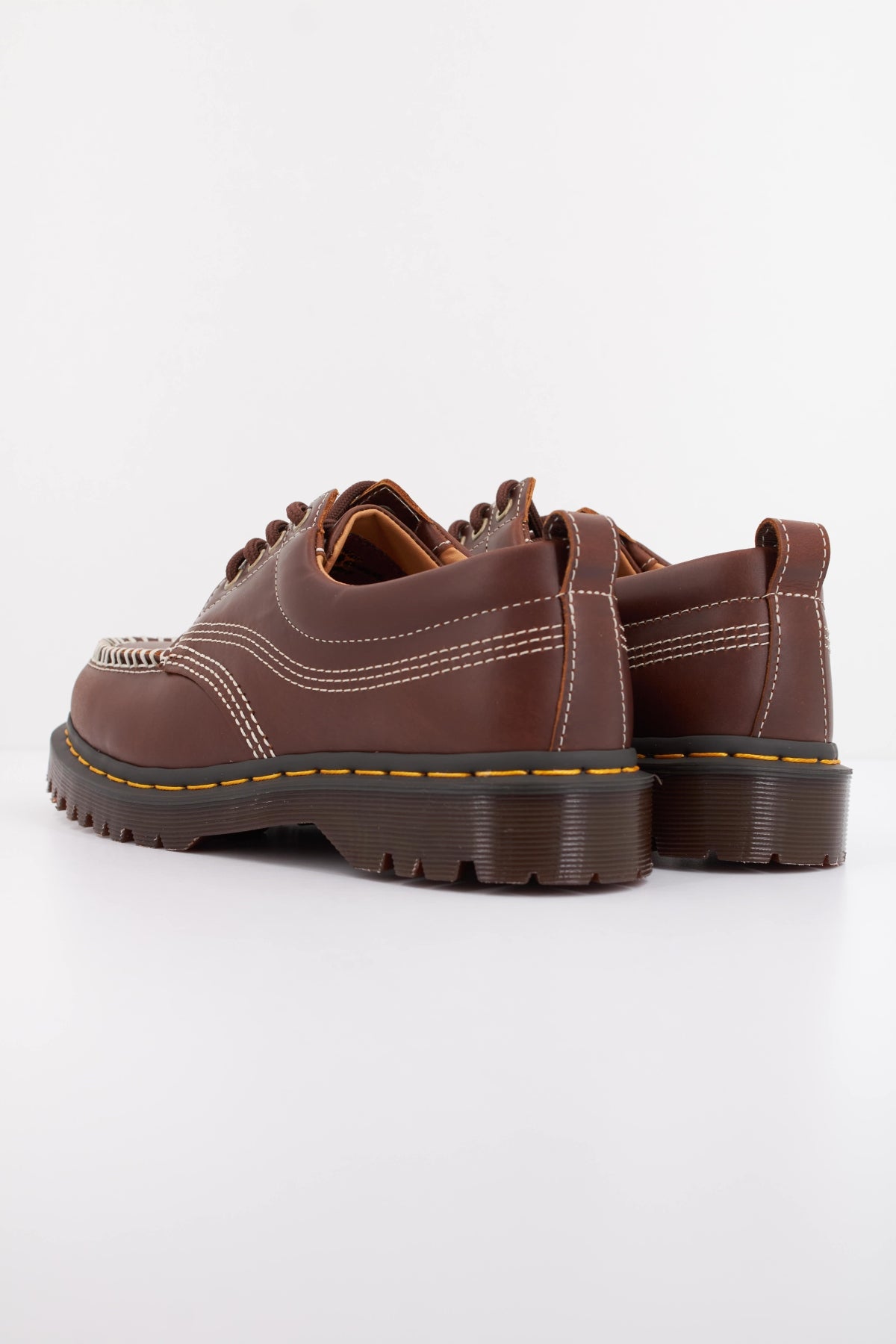 DR. MARTENS LOWELL en color MARRON (4)
