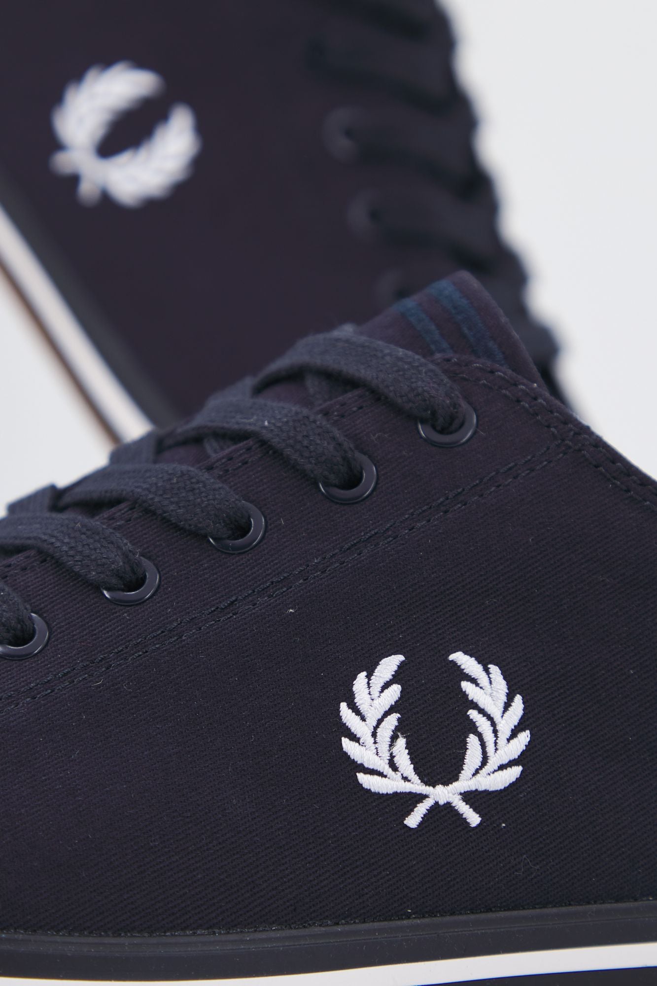 FRED PERRY B7259 en color AZUL (4)