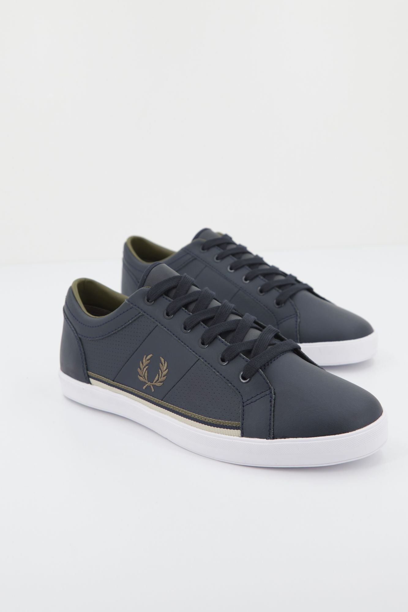 FRED PERRY  BASELINE PERF LTHR en color AZUL (2)