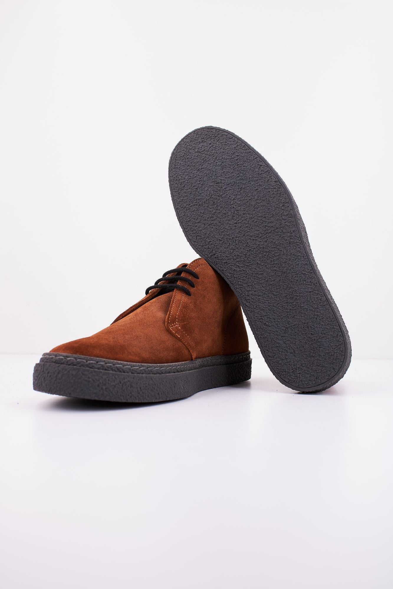FRED PERRY HAWLEY SUEDE en color MARRON (4)
