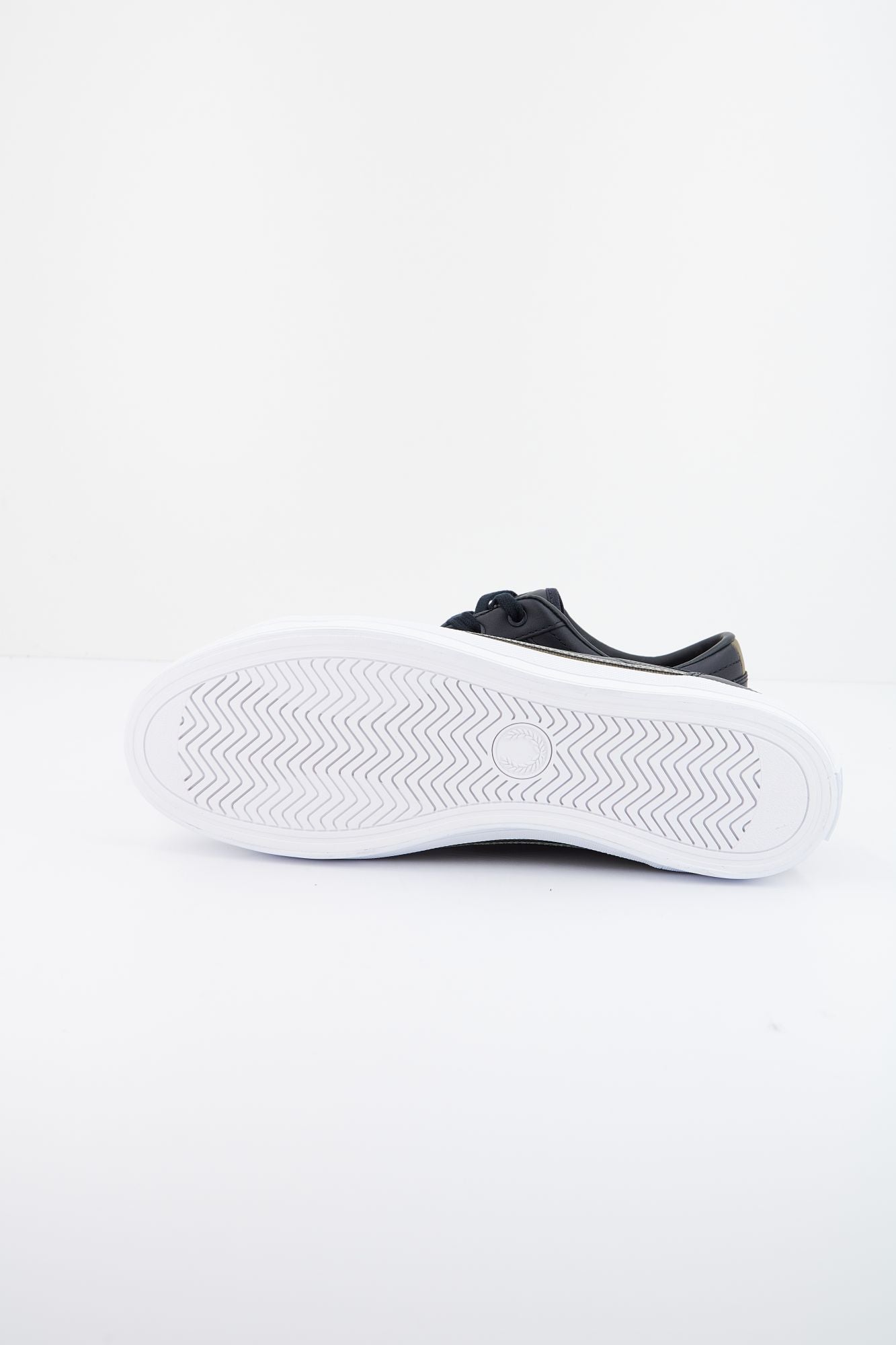 FRED PERRY  BASELINE PERF LEATH en color AZUL (4)