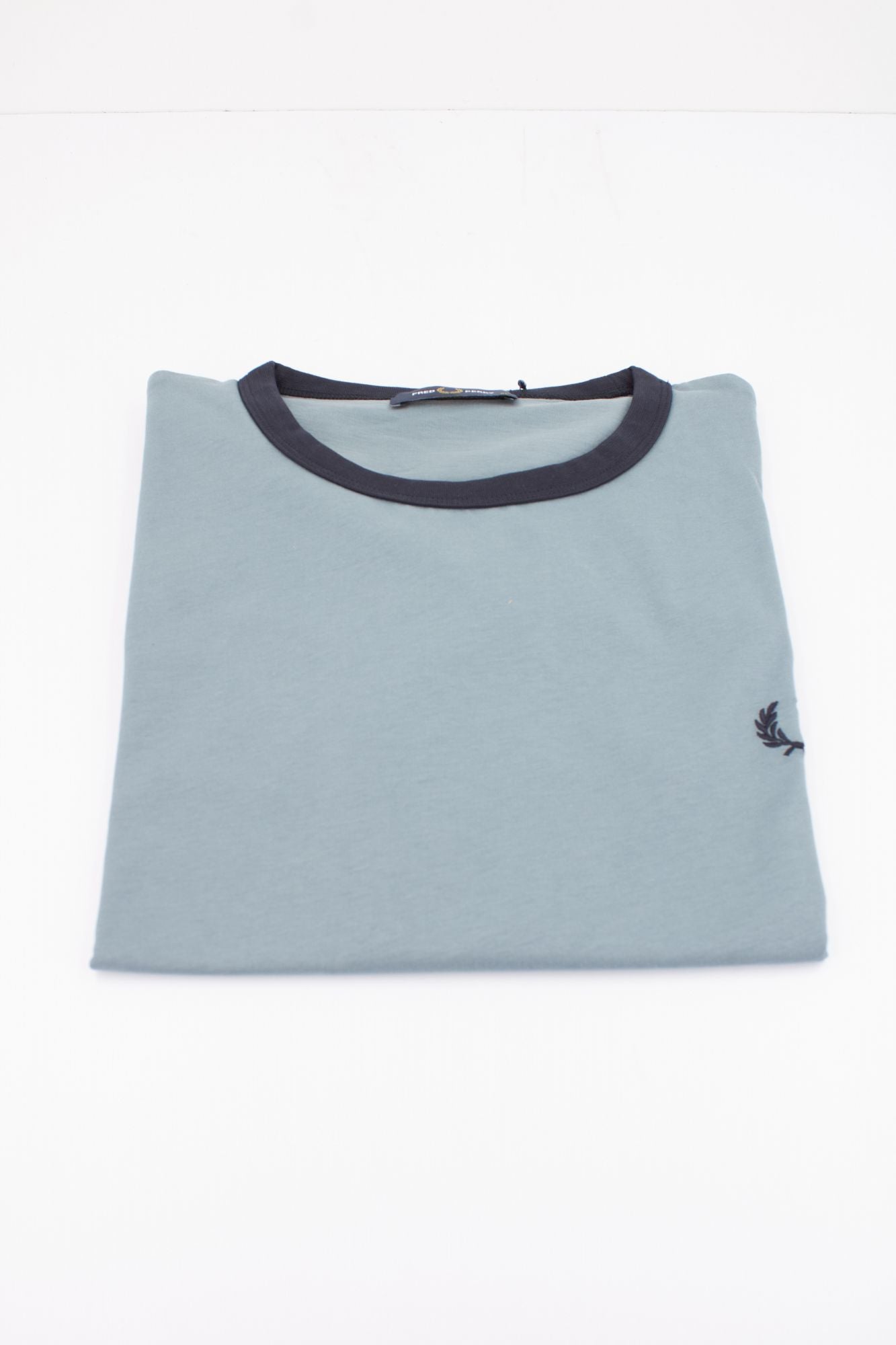FRED PERRY RINGER T-SHIRT en color VERDE (1)