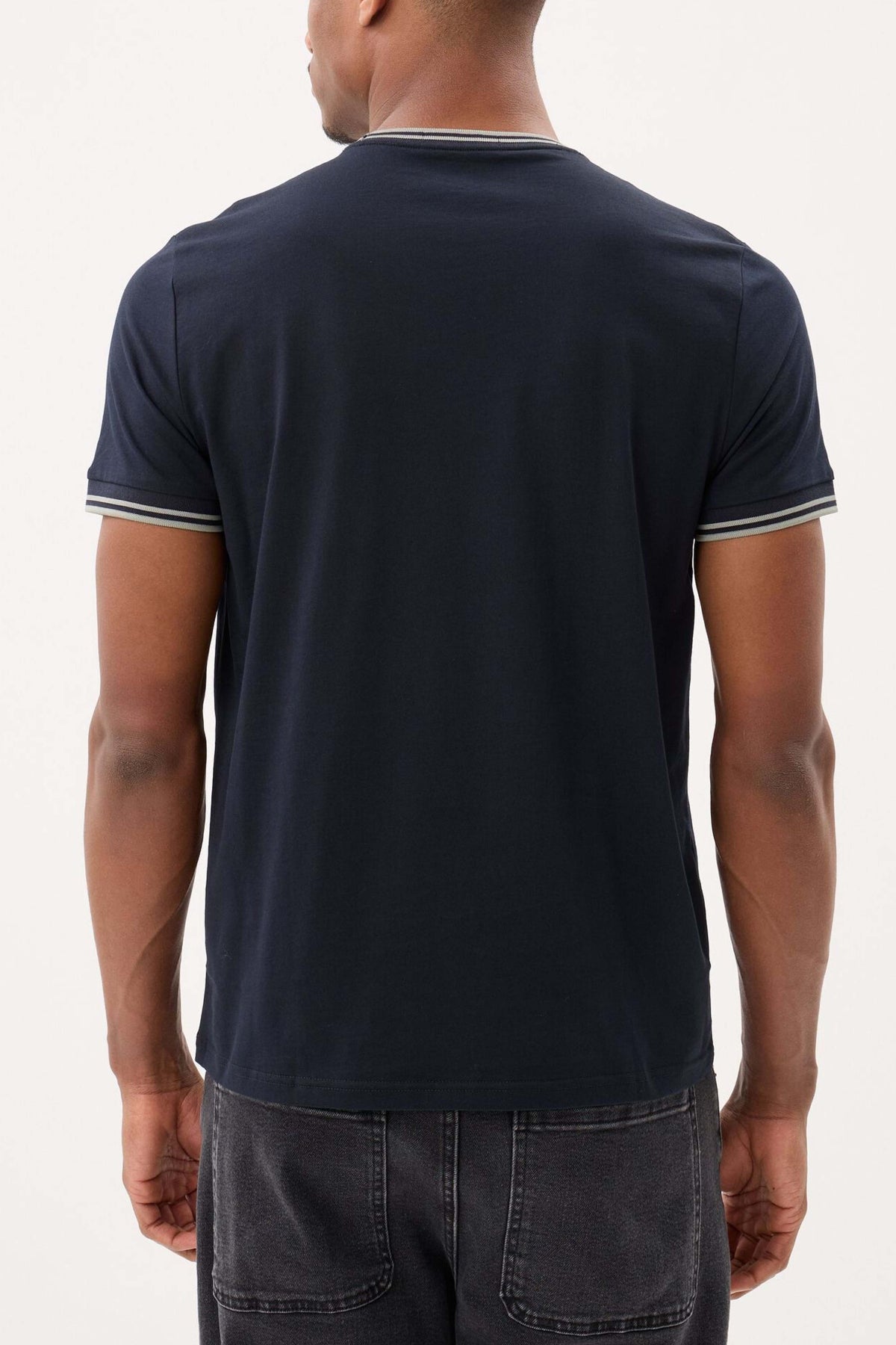 FRED PERRY  TWIN TIPPED T-SHIRT en color AZUL (2)