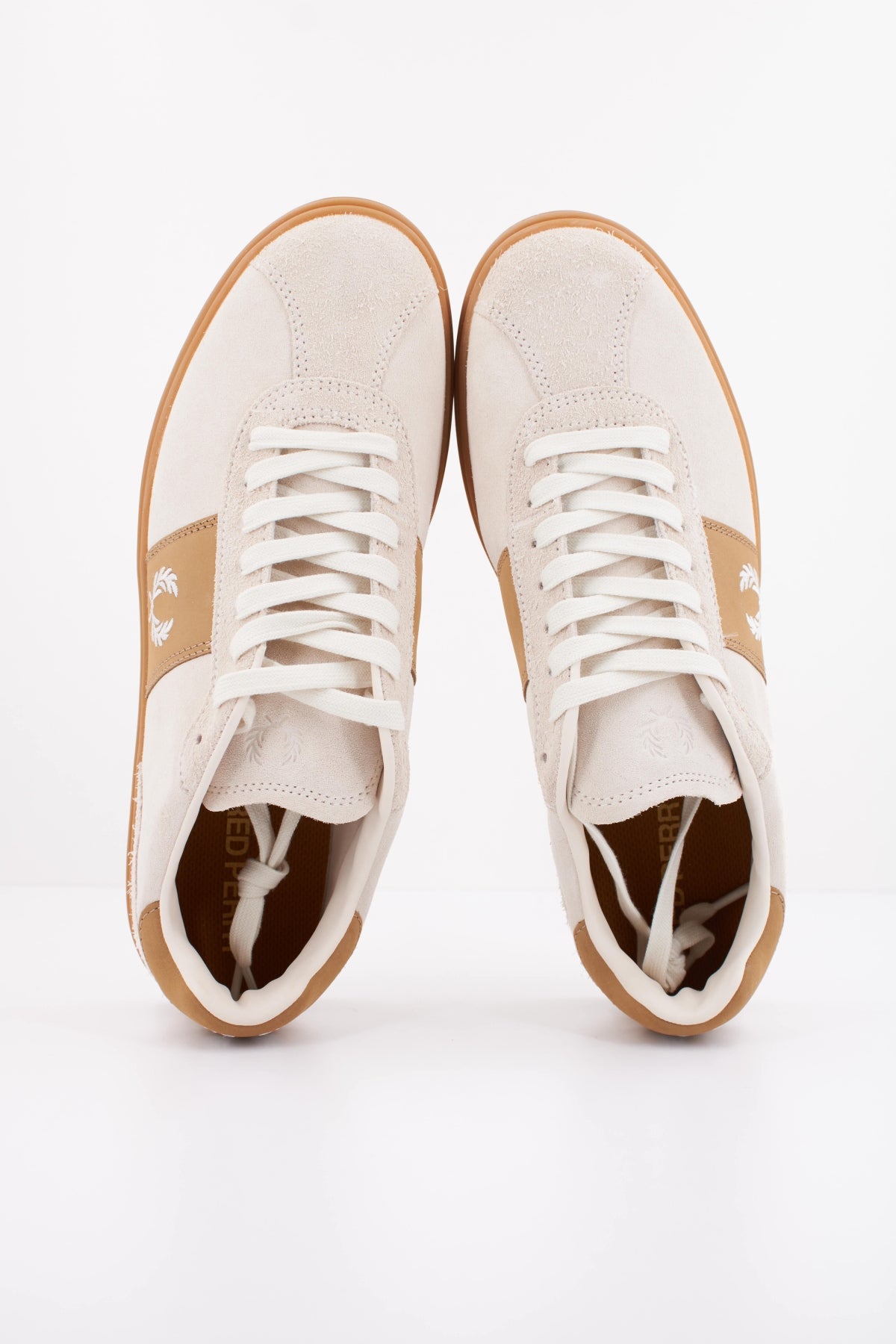 FRED PERRY  B4 SUEDE  en color BEIS (3)