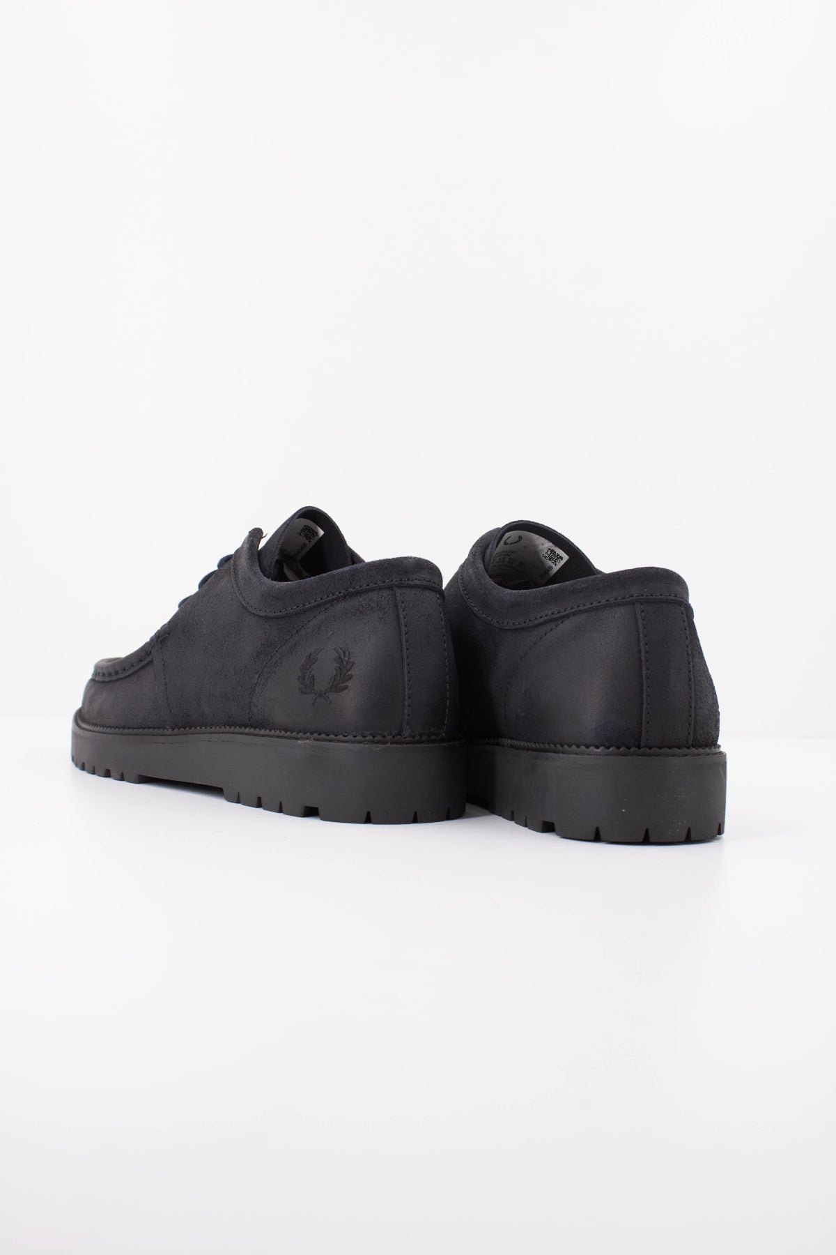 FRED PERRY KENNEY LOW WAXED en color NEGRO (4)