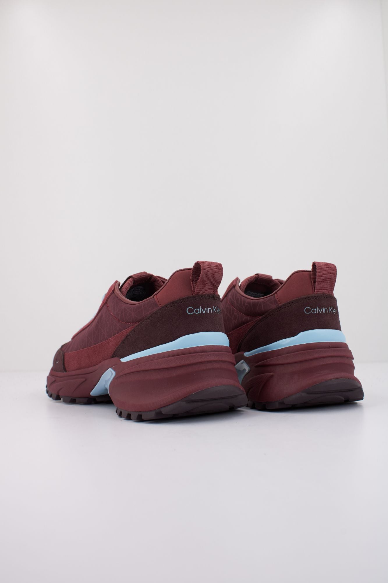 CALVIN KLEIN  HIKE RUNNER CASUAL NY-SU en color BURDEOS (4)