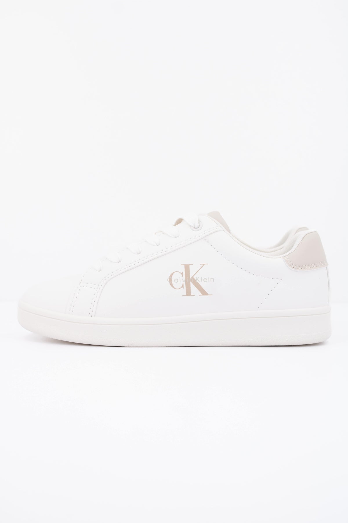 CALVIN KLEIN LOW CUT LACE UP en color BEIS (1)