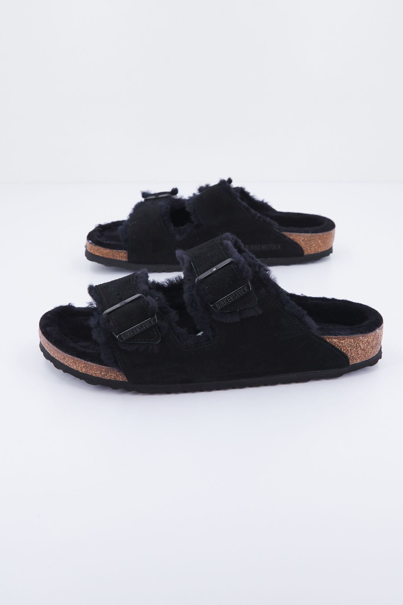 BIRKENSTOCK ARIZONA VL en color NEGRO (1)