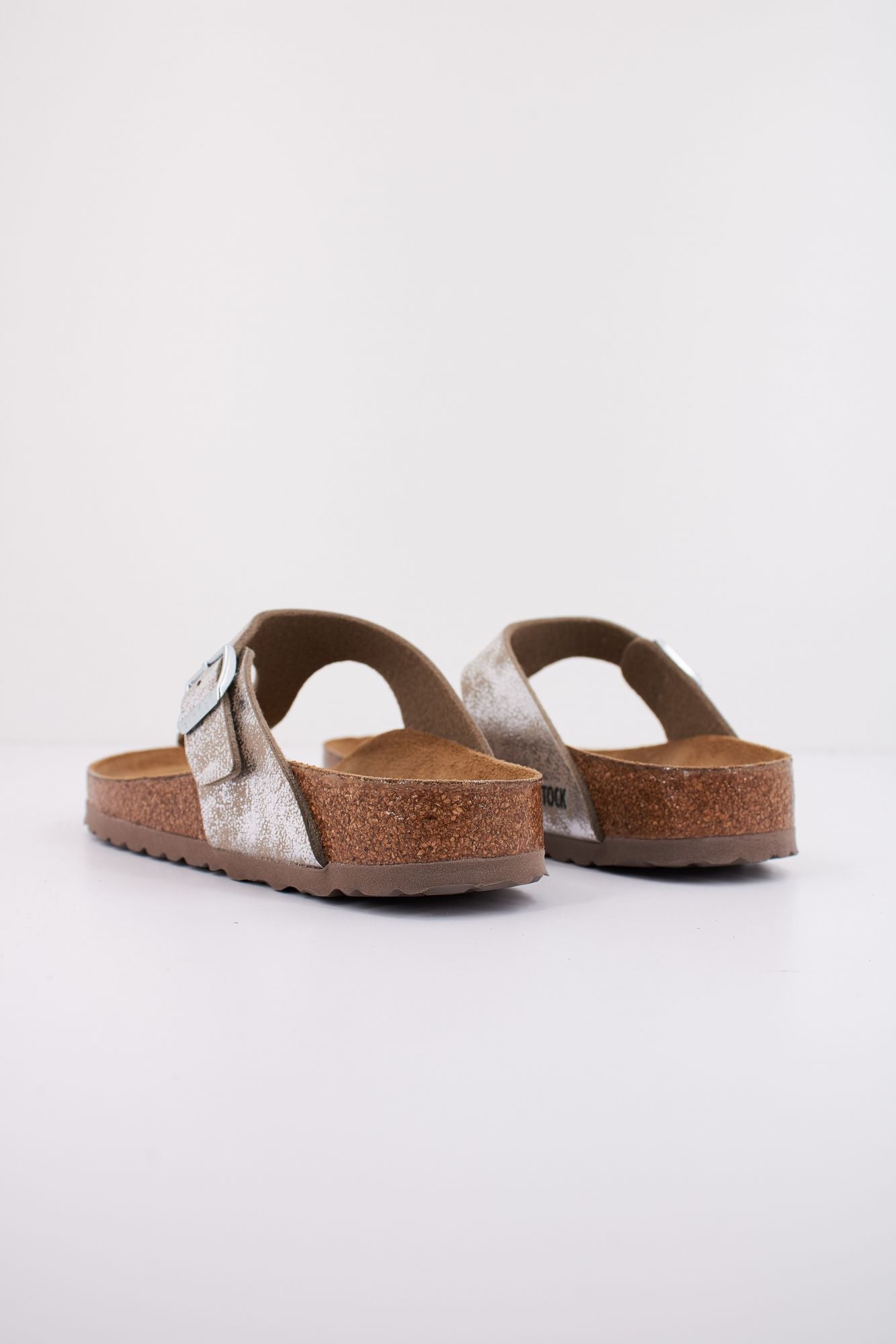 BIRKENSTOCK GIZEH SYNTHETICS en color PLATA (3)