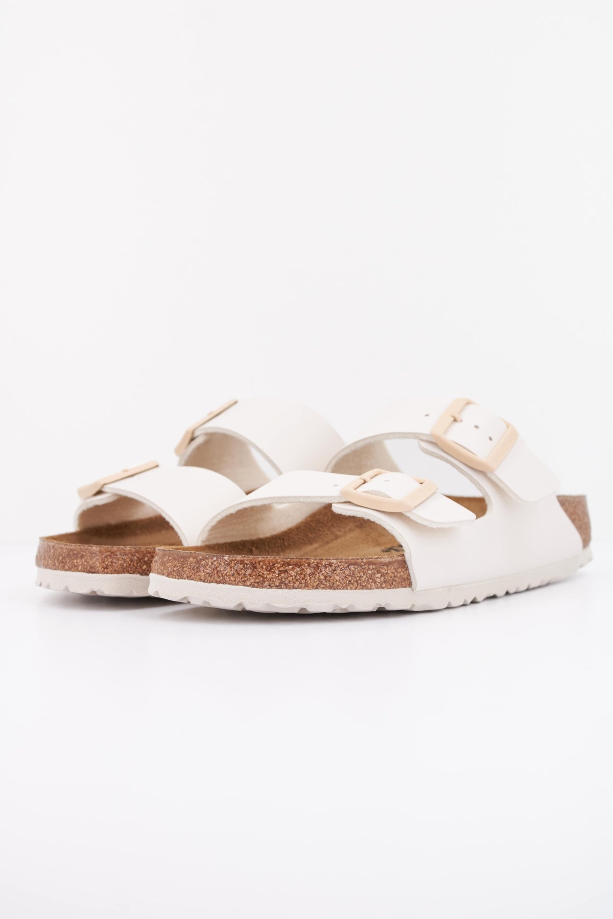 BIRKENSTOCK  ARIZONA BS en color BEIS (2)