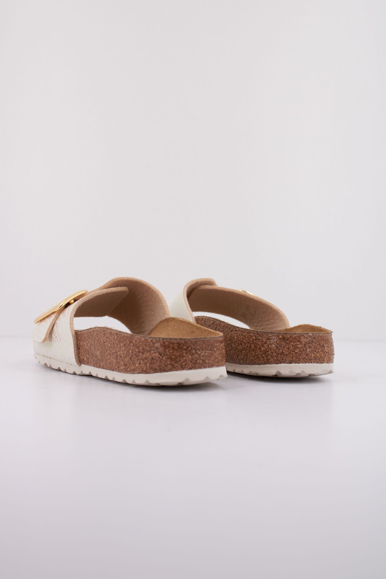 BIRKENSTOCK CATALINA CUSHION BUCKLE en color BLANCO (4)
