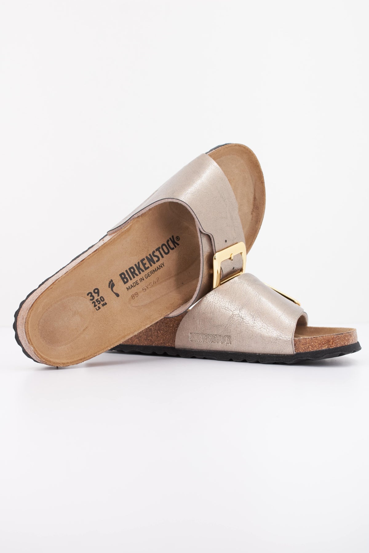BIRKENSTOCK CATALINA LUXE BUCKLE en color BRONCE (5)
