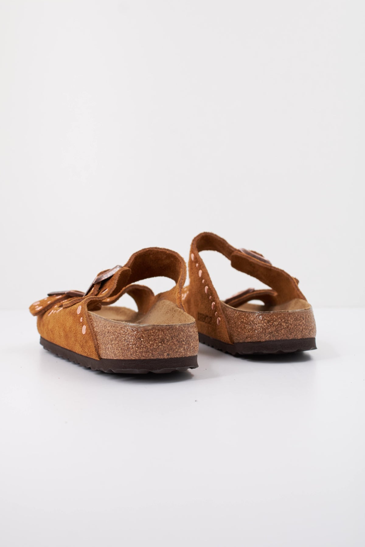 BIRKENSTOCK ARIZONA RIVET SUEDE LEATHER en color MARRON (4)