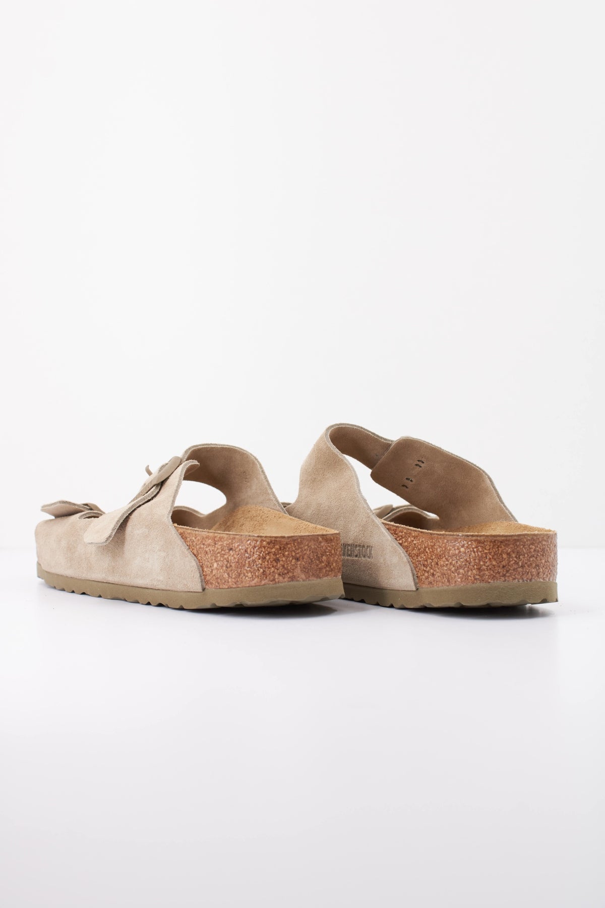 BIRKENSTOCK BI ARIZONA SUEDE LEATHER en color MARRON CLARO (4)