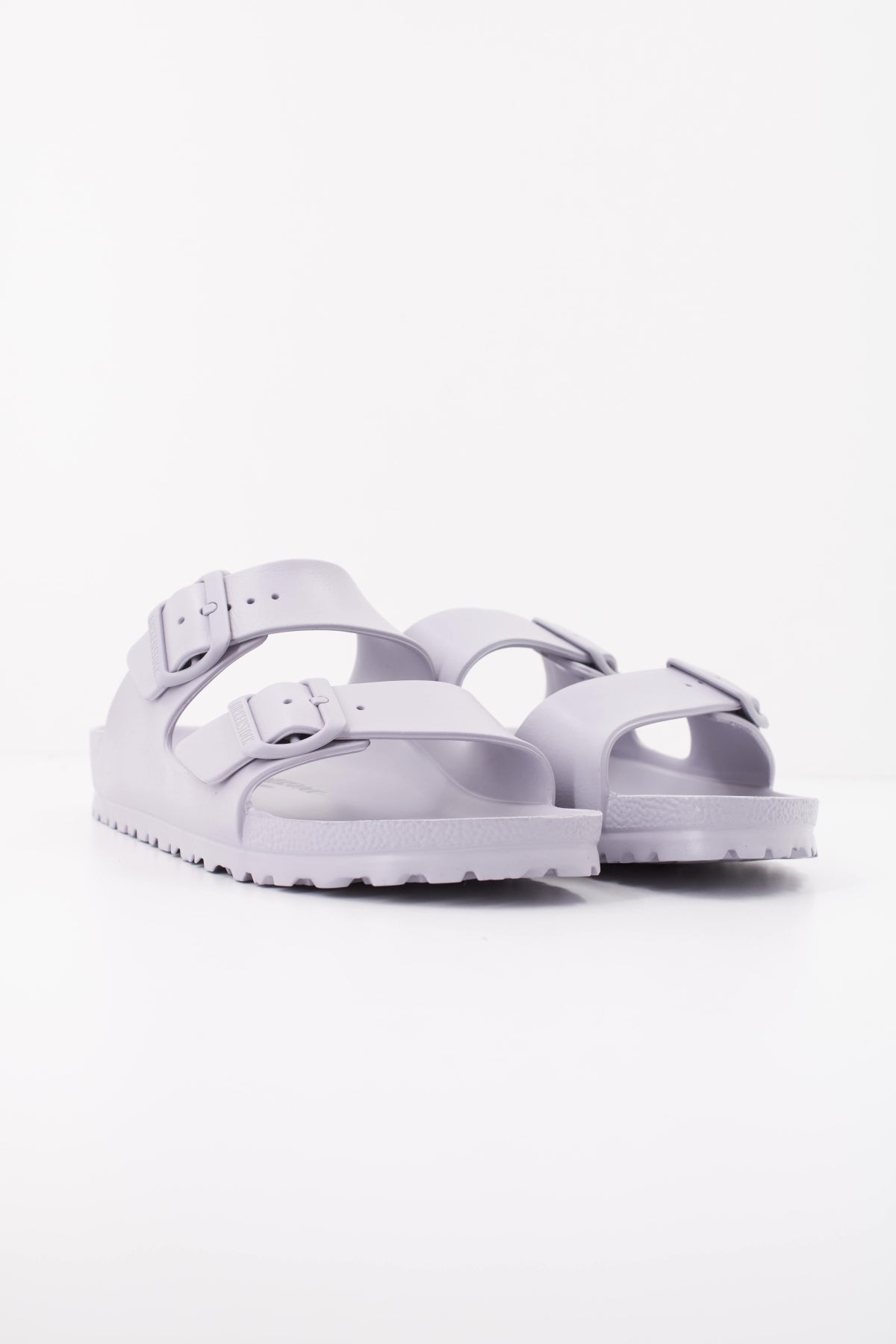 BIRKENSTOCK ARIZONA ESSENTIALS EVA en color VIOLETA (2)