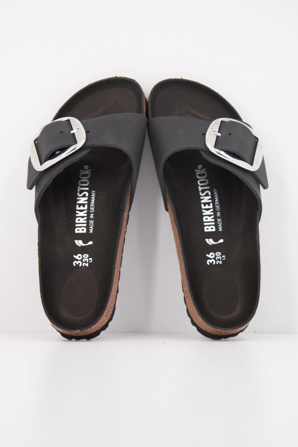 BIRKENSTOCK MADRID BIG BUCKLE FL en color NEGRO (3)