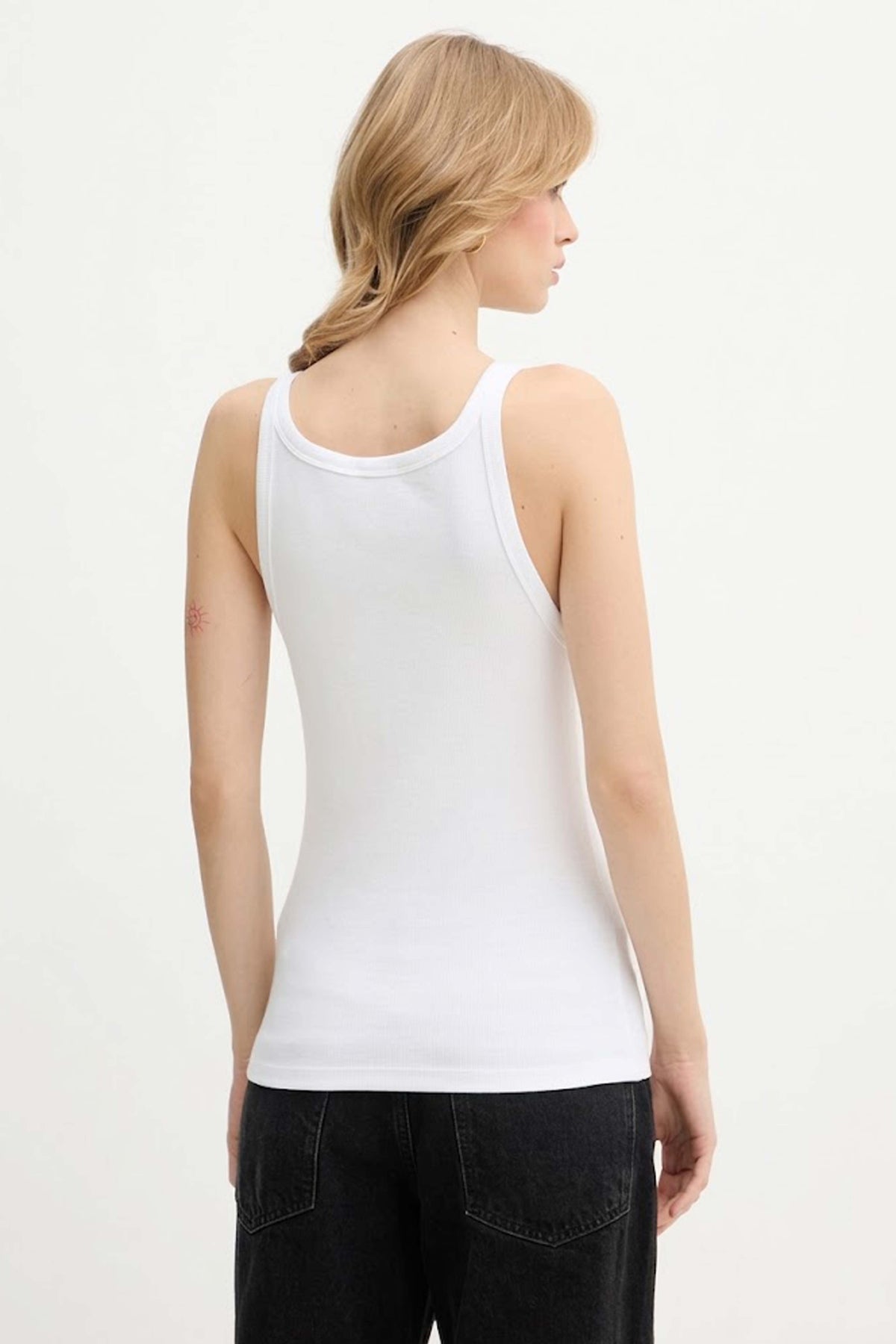 DIESEL A21720 0EJAI en color BLANCO (2)