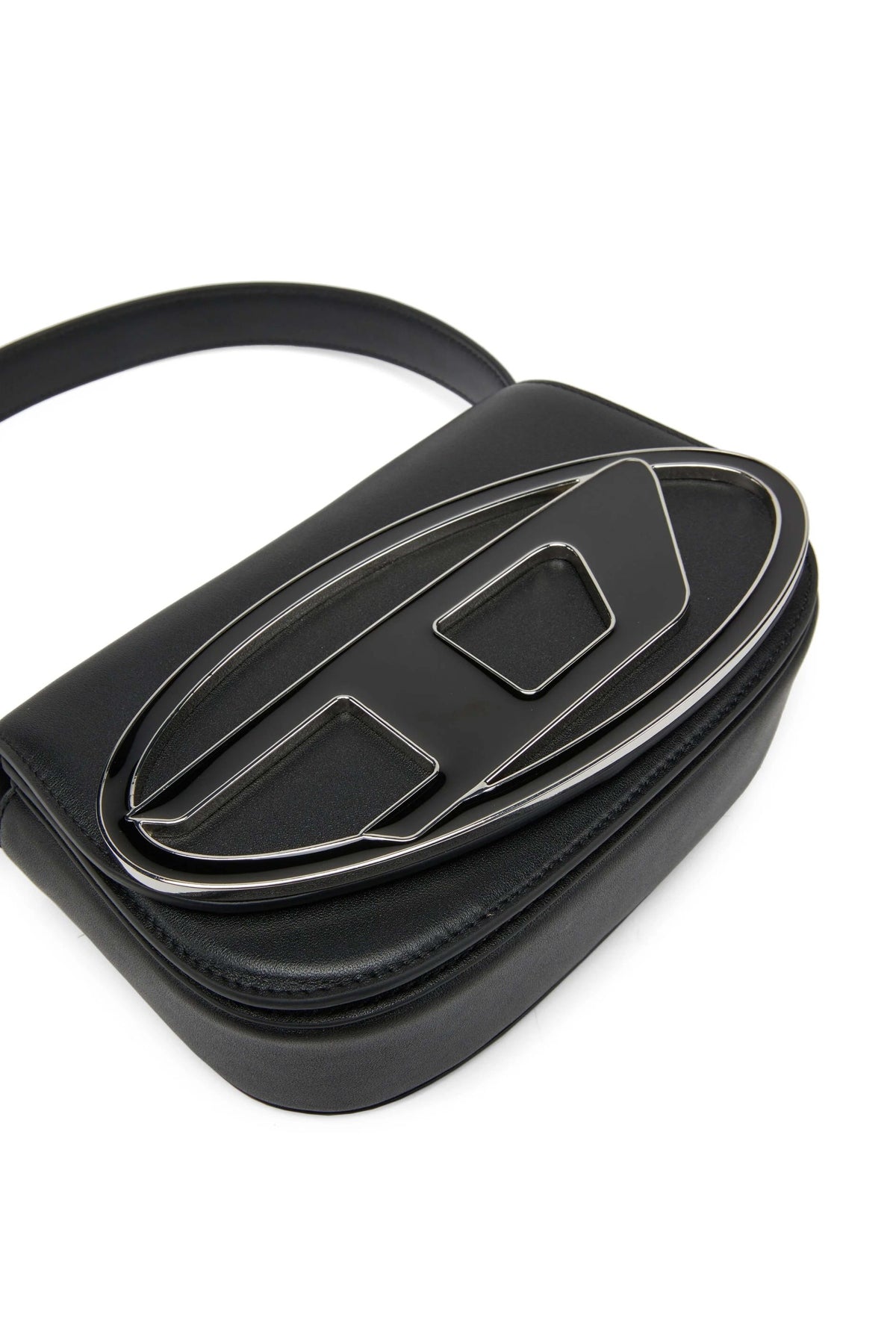 DIESEL HAND BAG en color NEGRO (1)
