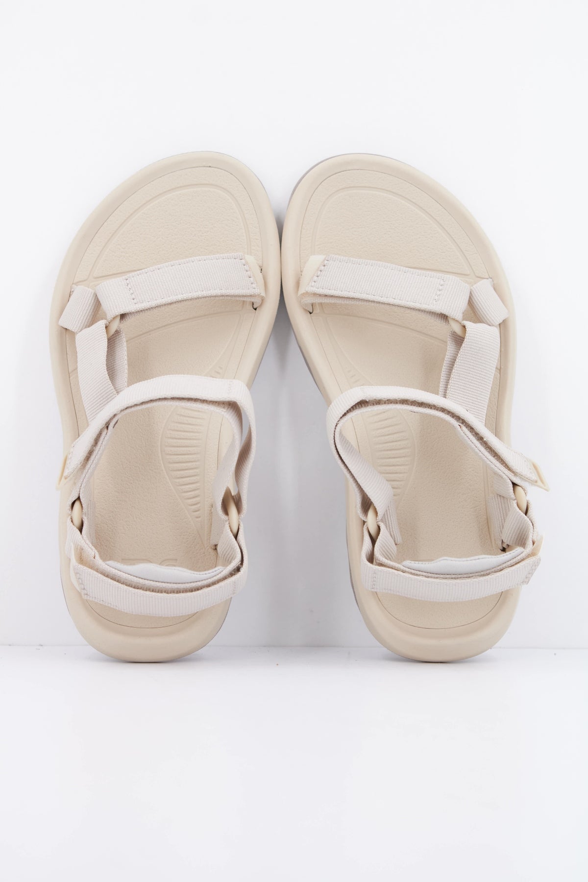 TEVA W HURRICANE XLT2 en color BEIS (3)