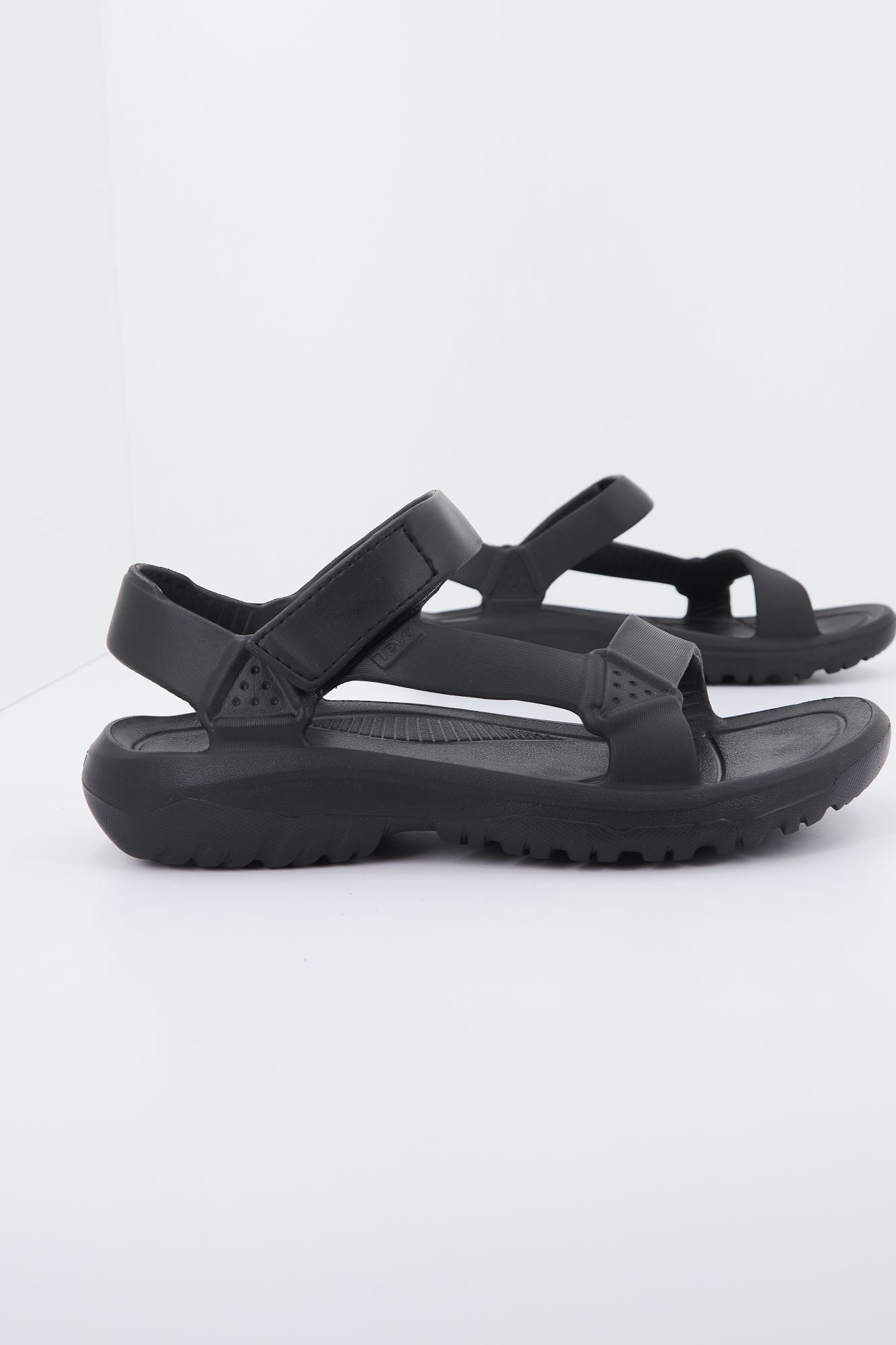 TEVA HURRICANE DRIFT en color NEGRO (1)