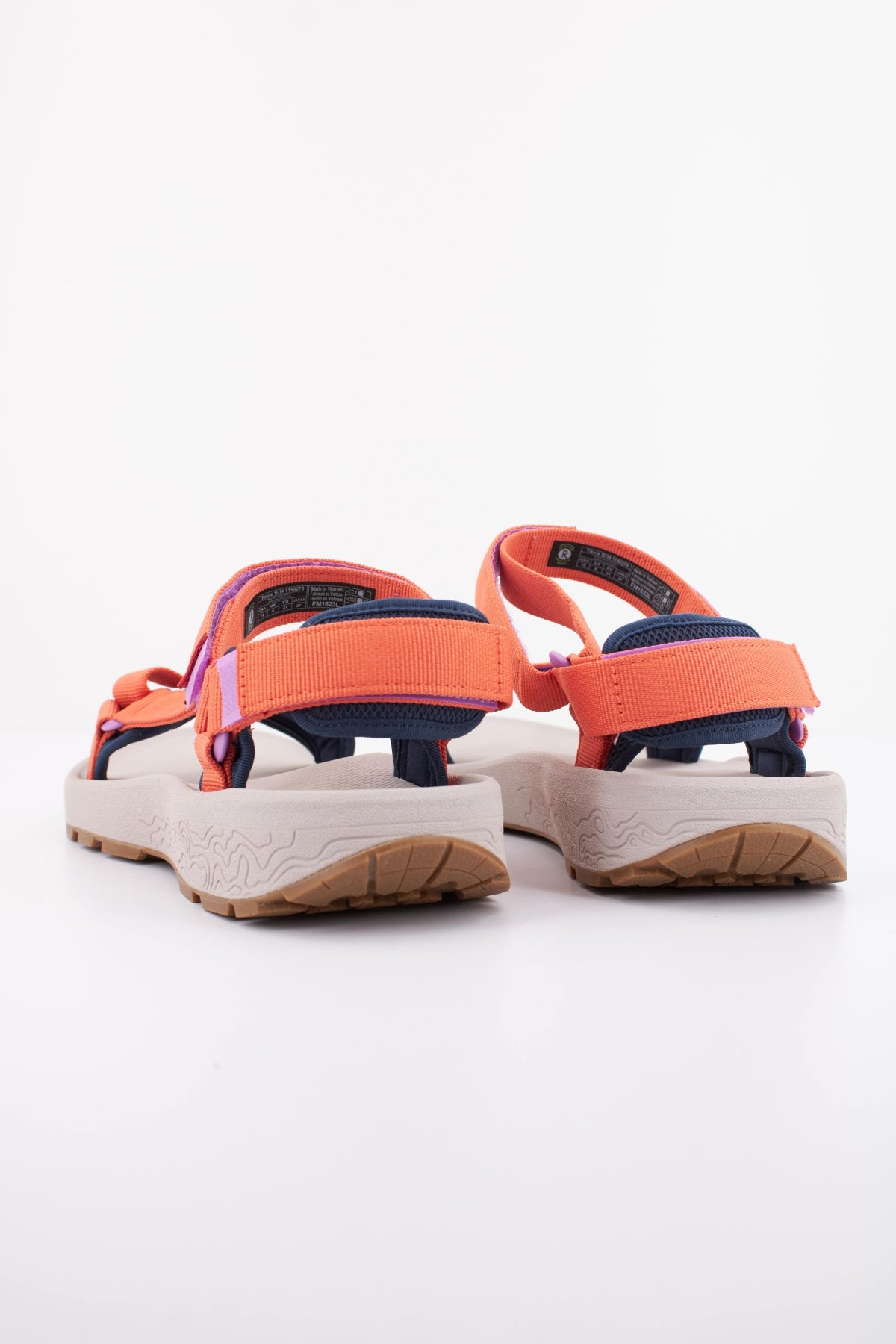 TEVA W HYDRATREK en color NARANJA (4)