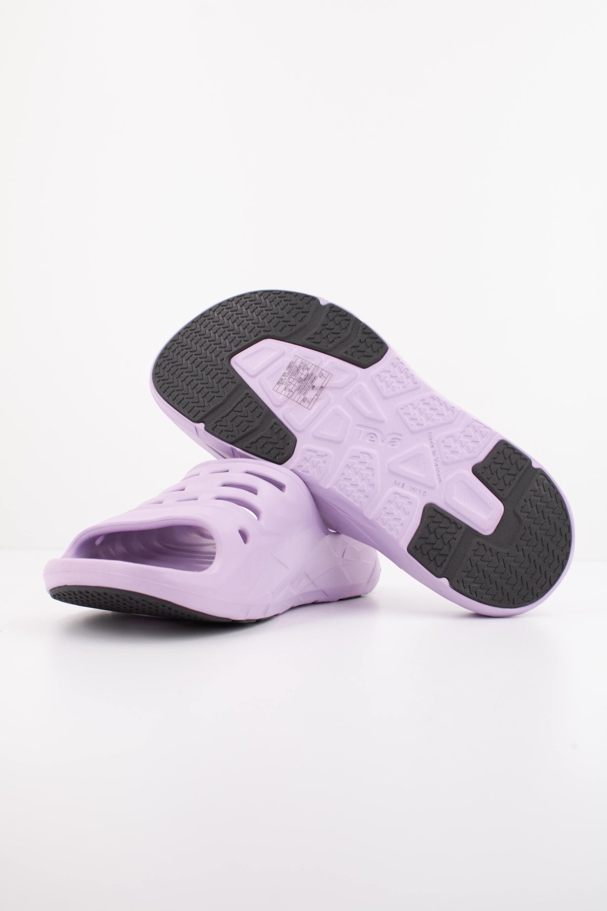 TEVA W APRETRAIL en color VIOLETA (5)