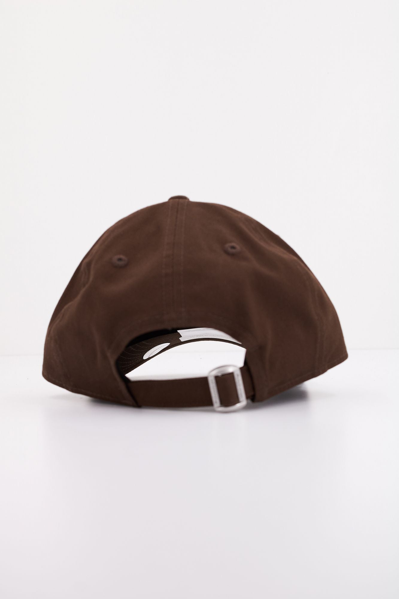 NEW ERA  NOS LEAGUE ESS en color MARRON (3)