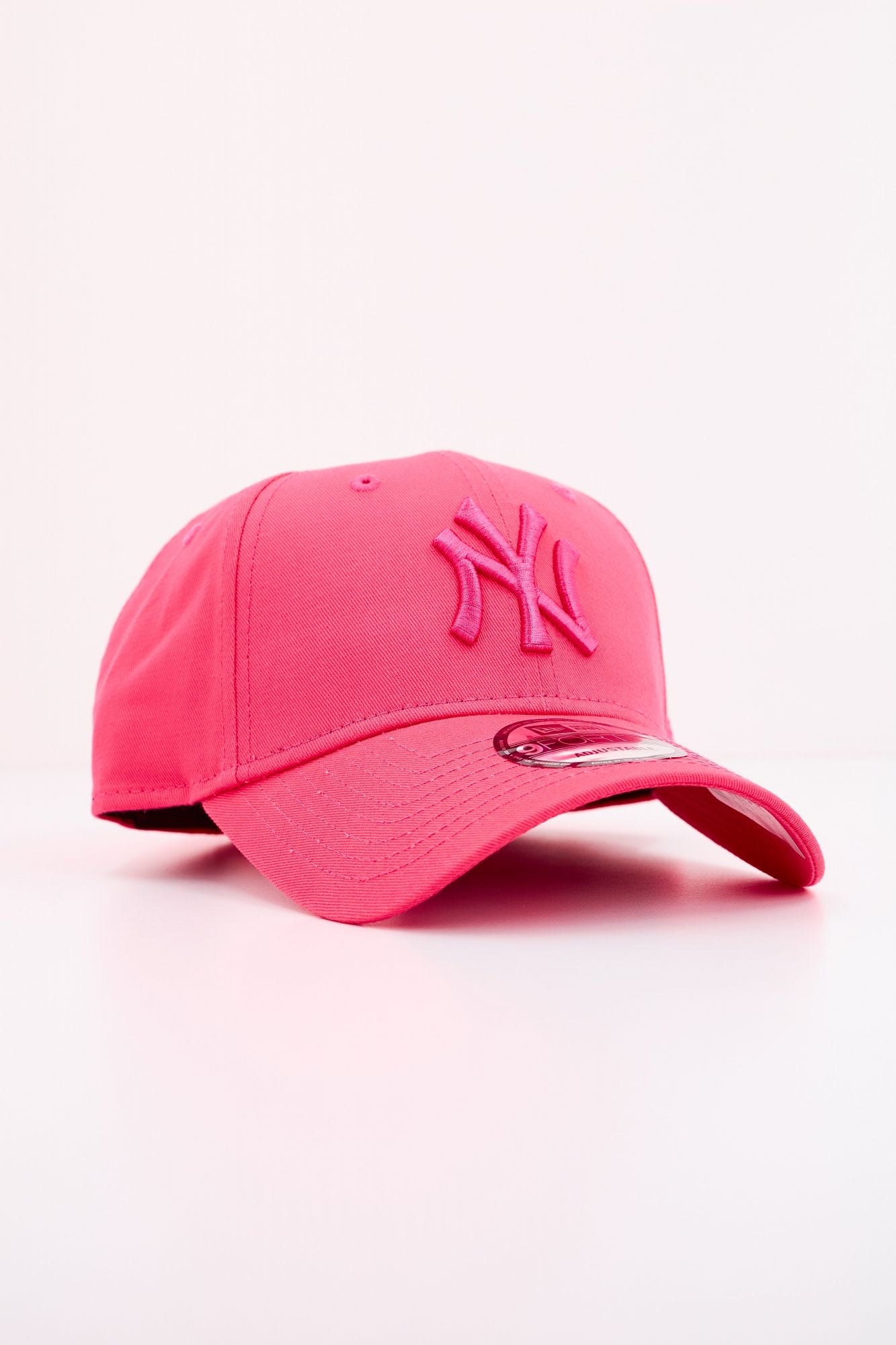 NEW ERA  NEW YORK YANKEES en color ROSA (2)