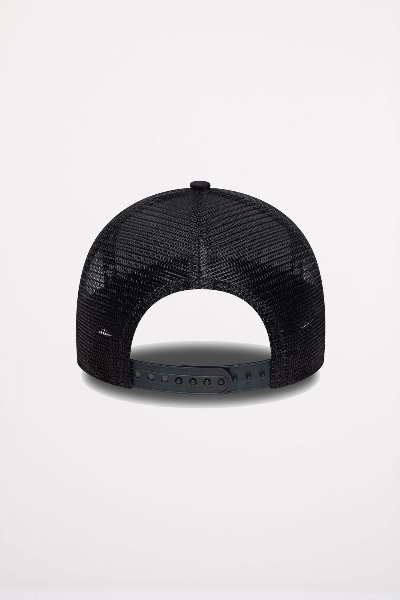 NEW ERA 9FORTY OUTLINE EF TRUCKE en color AZUL (4)