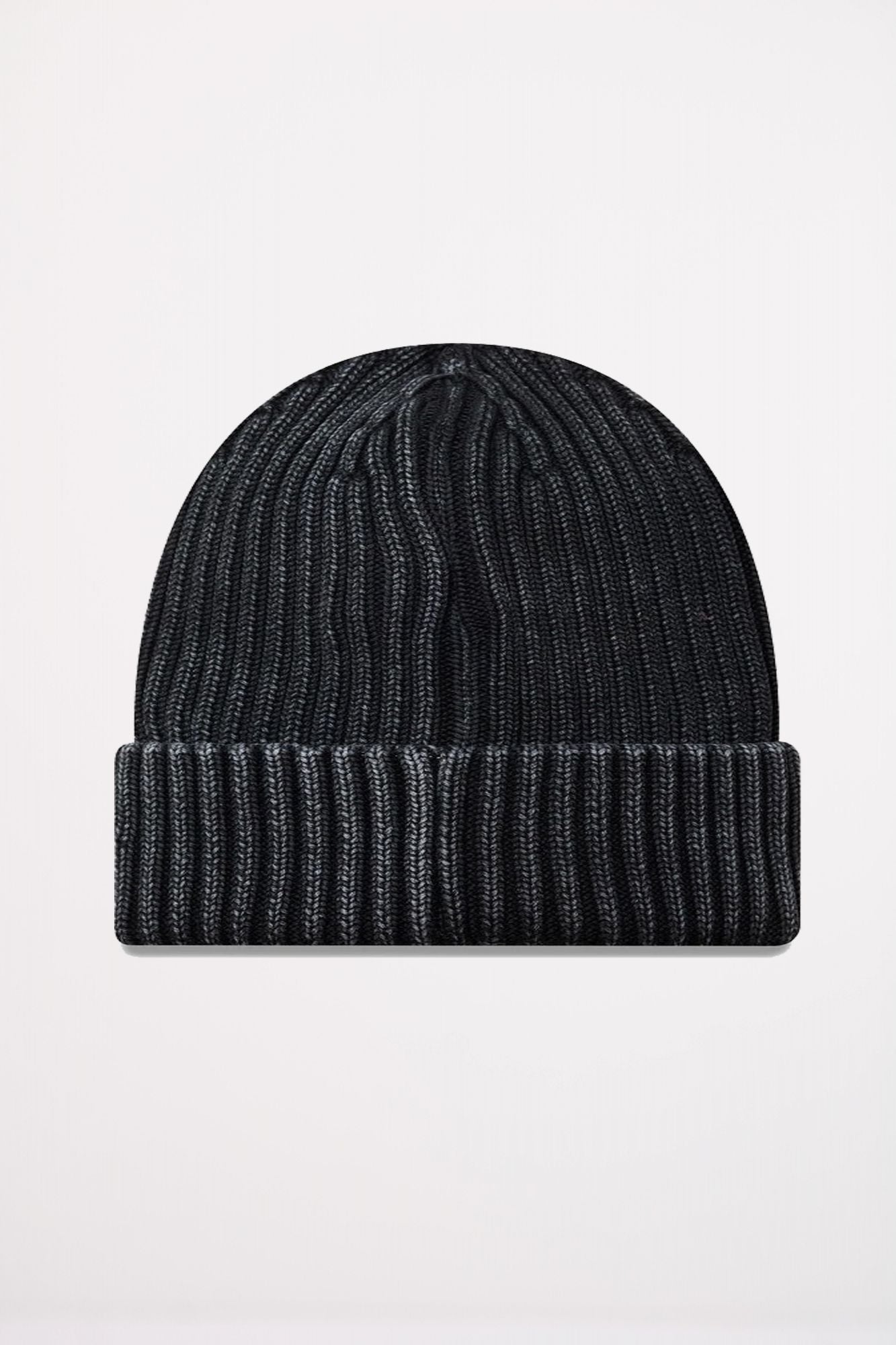NEW ERA MLB WASHED BEANIE NEYYAN en color NEGRO (2)