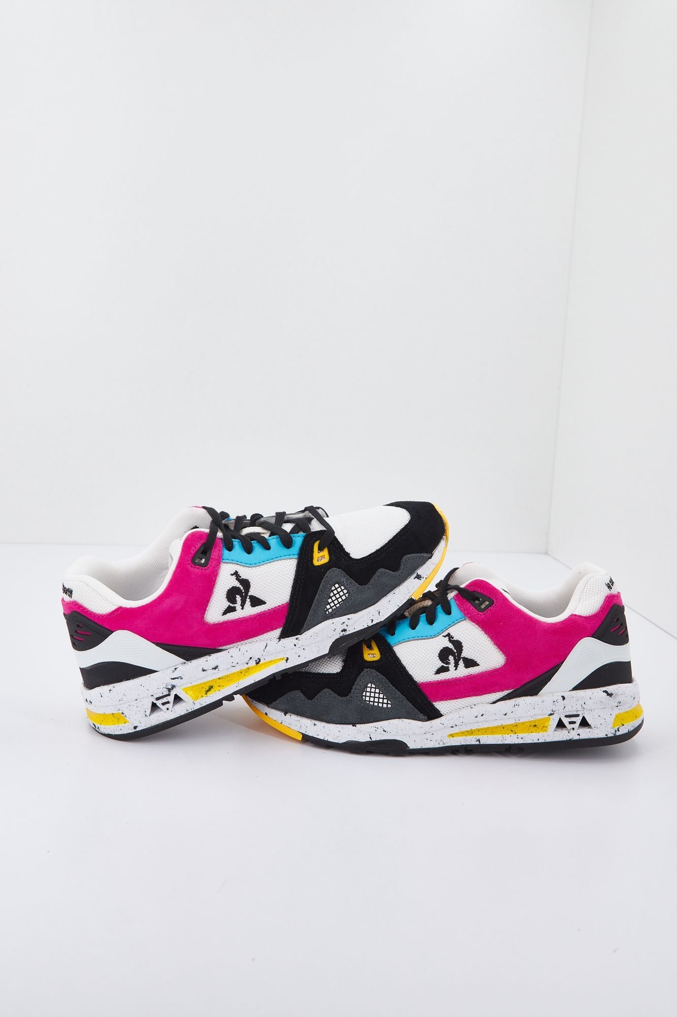 LE COQ SPORTIF  R1000 W NINETIES en color MULTICOLOR (1)