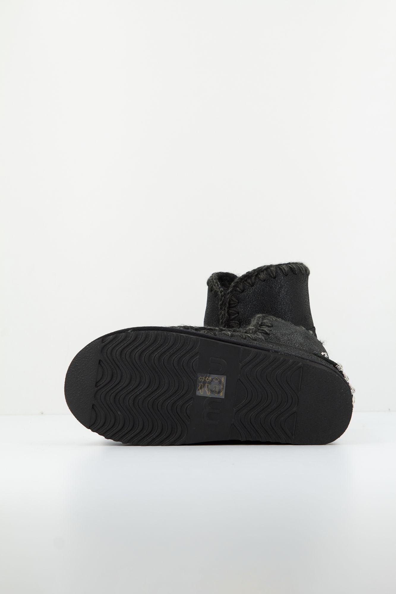 MOU FW101036B en color NEGRO (4)