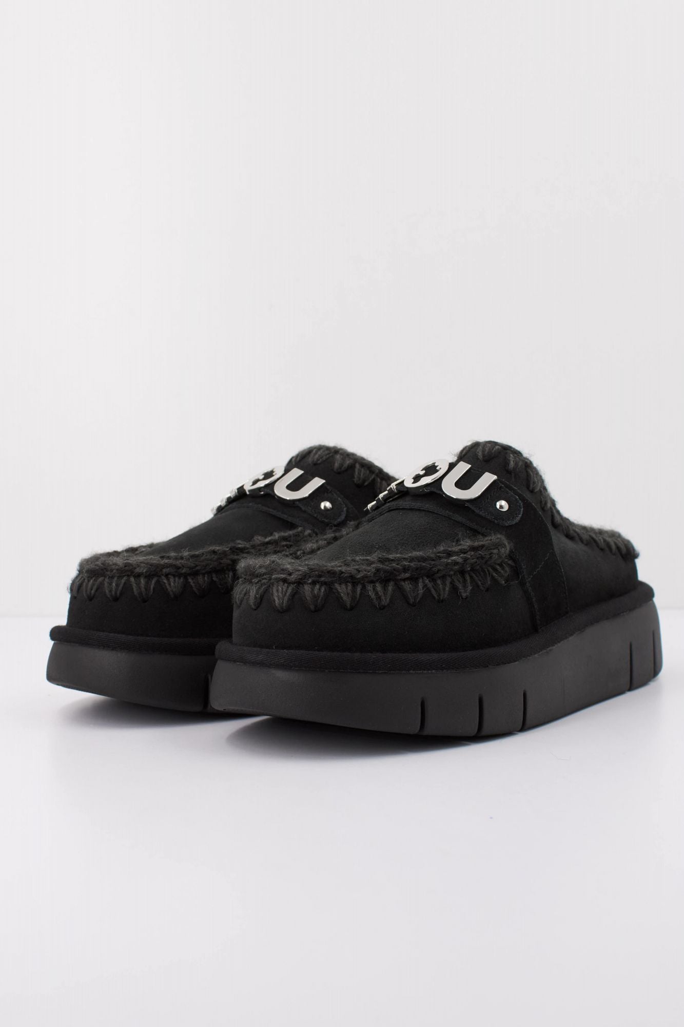 MOU BOUNCE CLOG METAL LOGO en color NEGRO (2)