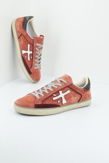 PREMIATA STEVEN en color ROJO (1)