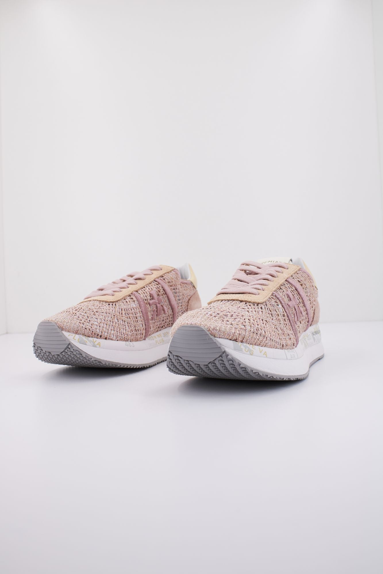 PREMIATA CONNY  en color ROSA (2)