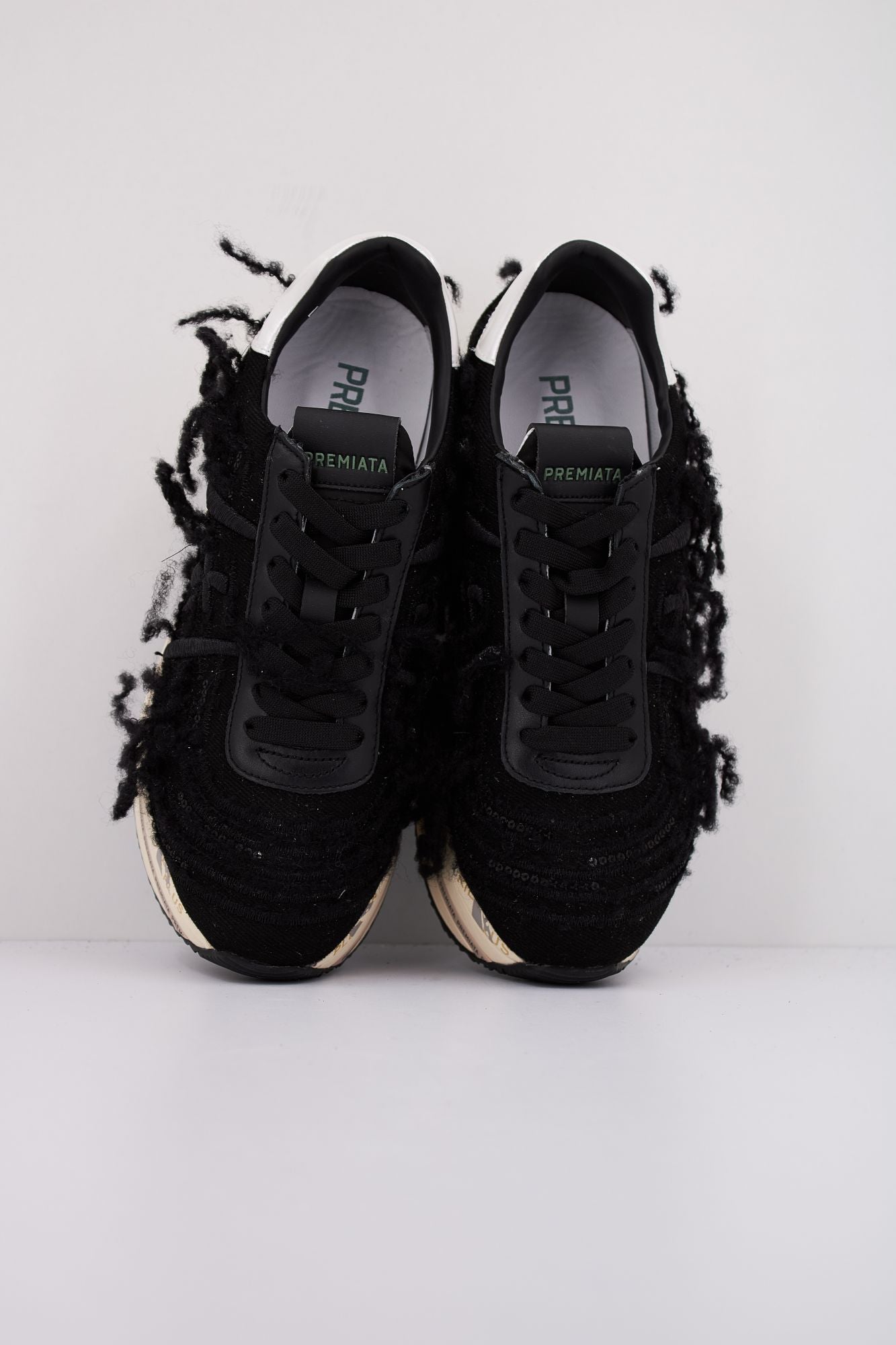 PREMIATA BETH 6959  en color NEGRO (3)