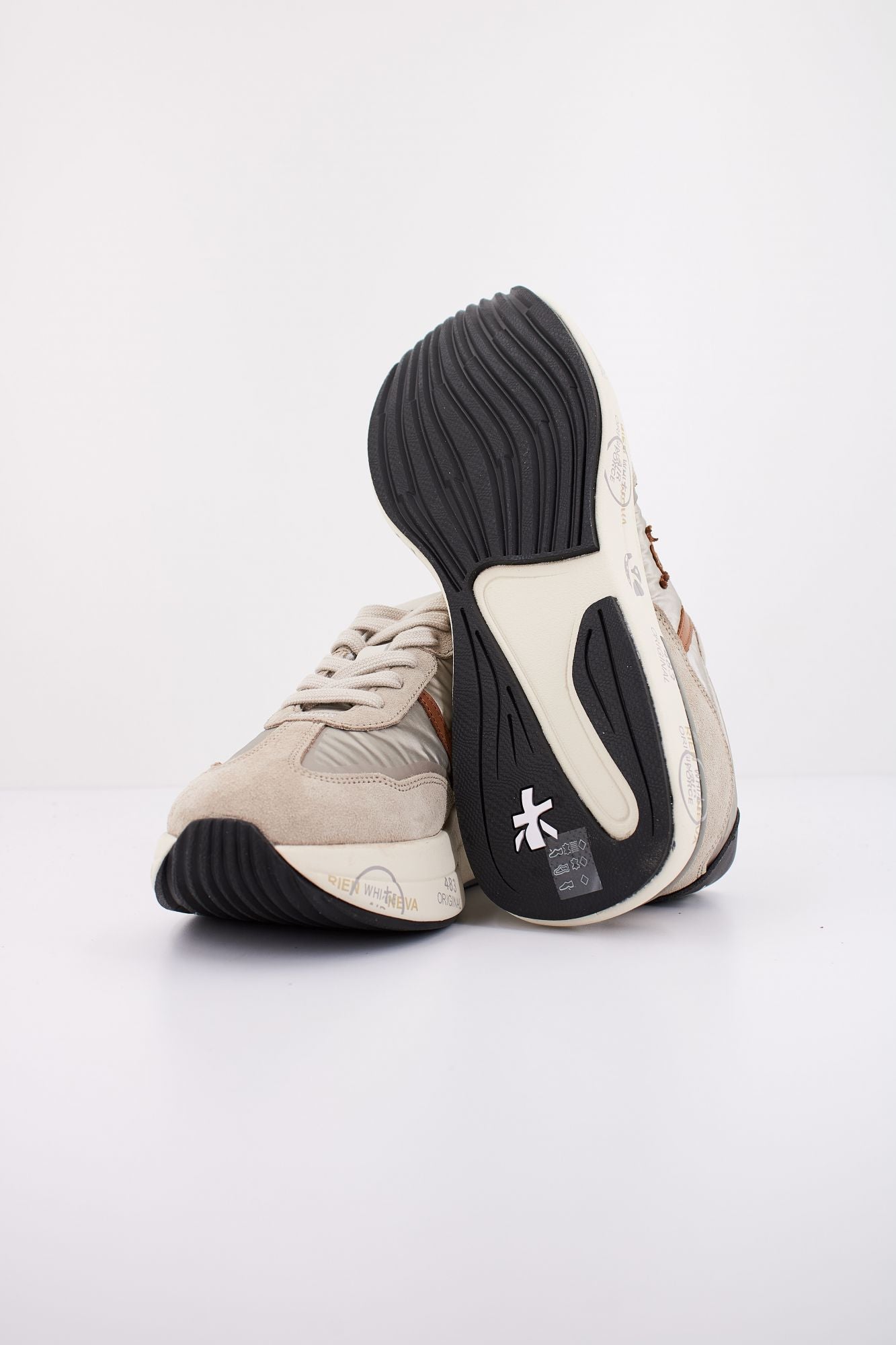 PREMIATA CASSIE 6470 en color BEIS (5)