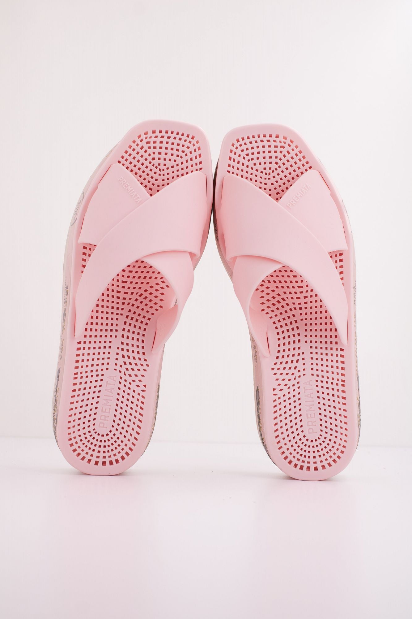 PREMIATA MOURA 7454 en color ROSA (3)