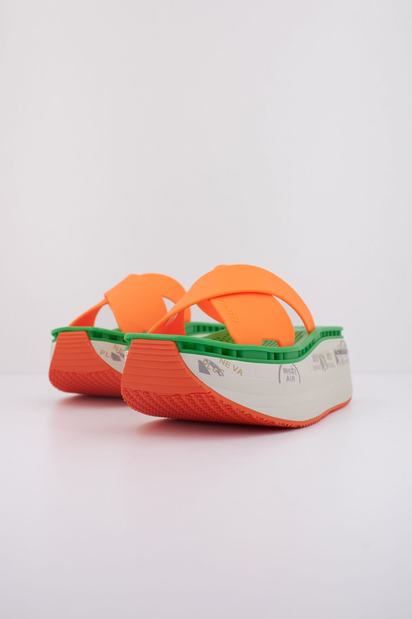 PREMIATA MOURA 7461 en color NARANJA (2)