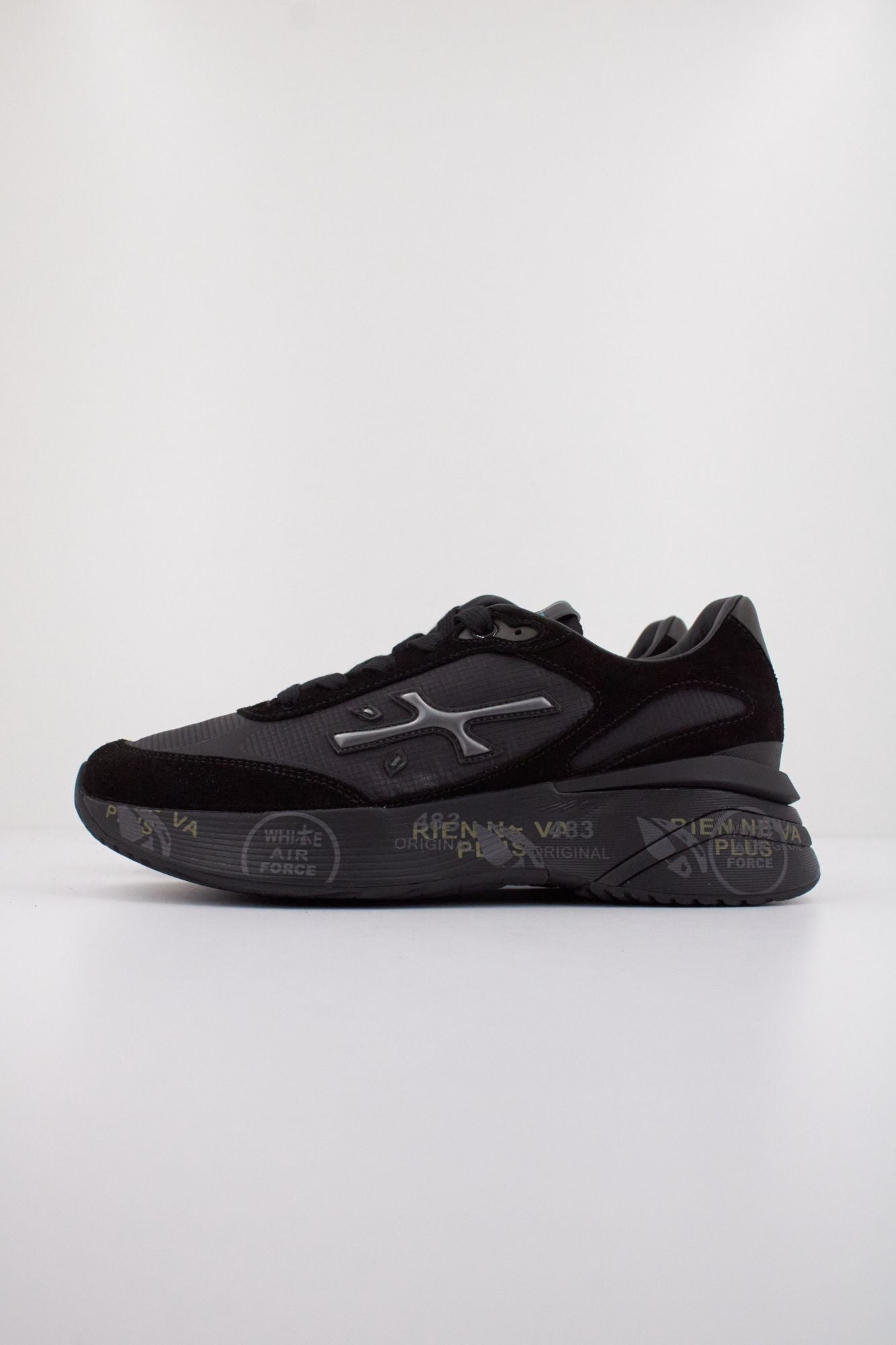 PREMIATA MOERUND 7795 en color NEGRO (1)