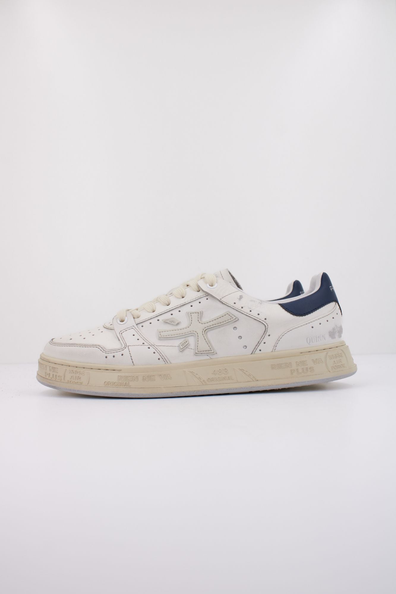 PREMIATA QUINN 7875  en color BLANCO (1)