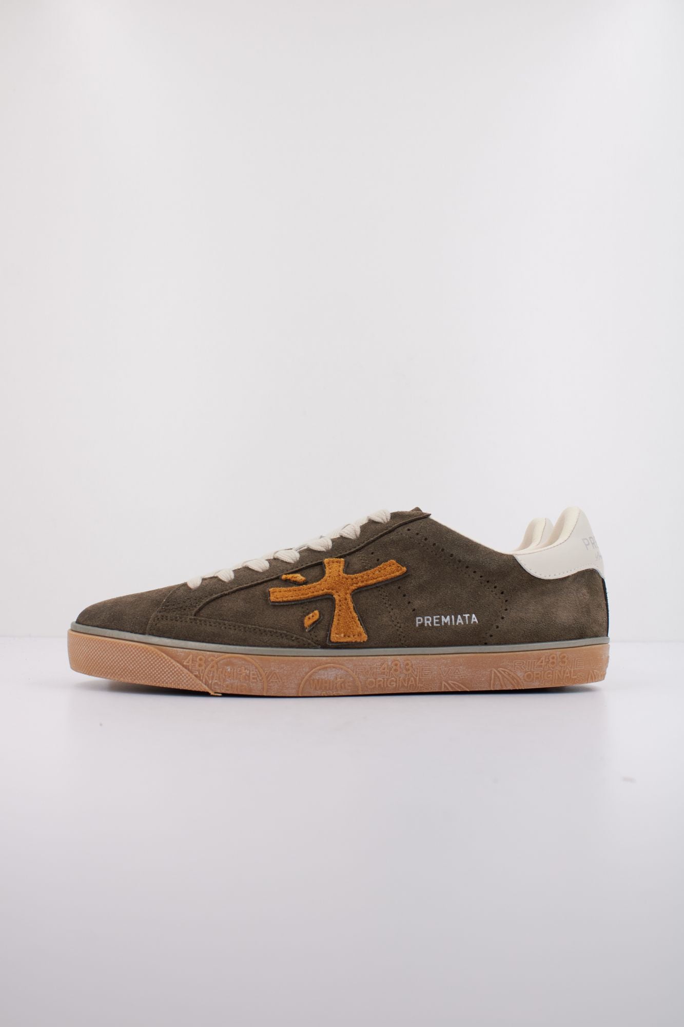 PREMIATA STEVEN 7627 en color VERDE (1)
