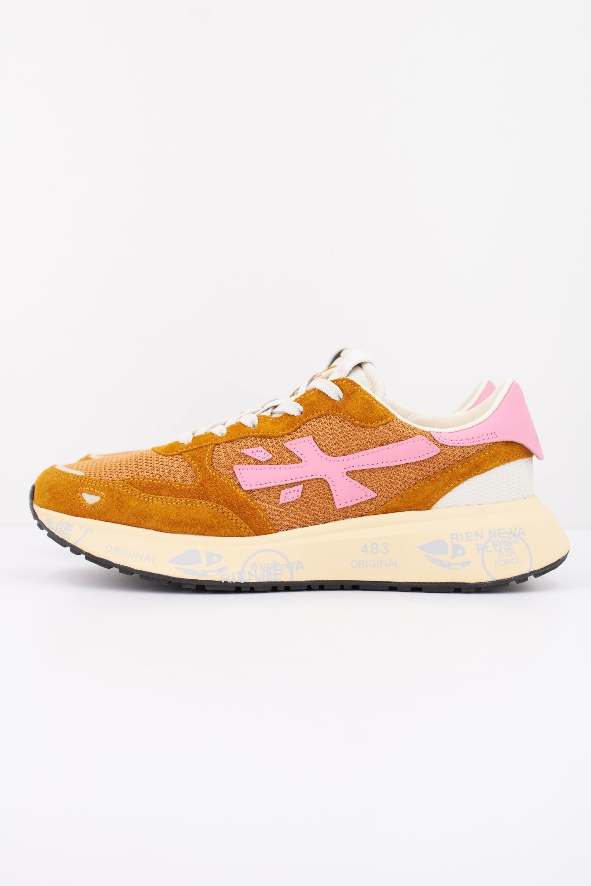 PREMIATA LAURYN  en color AMARILLO (1)