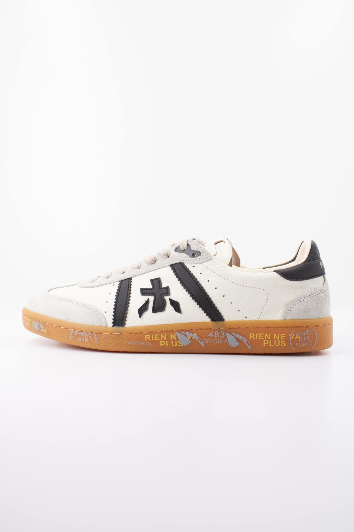 PREMIATA BONNIE  en color BEIS (1)
