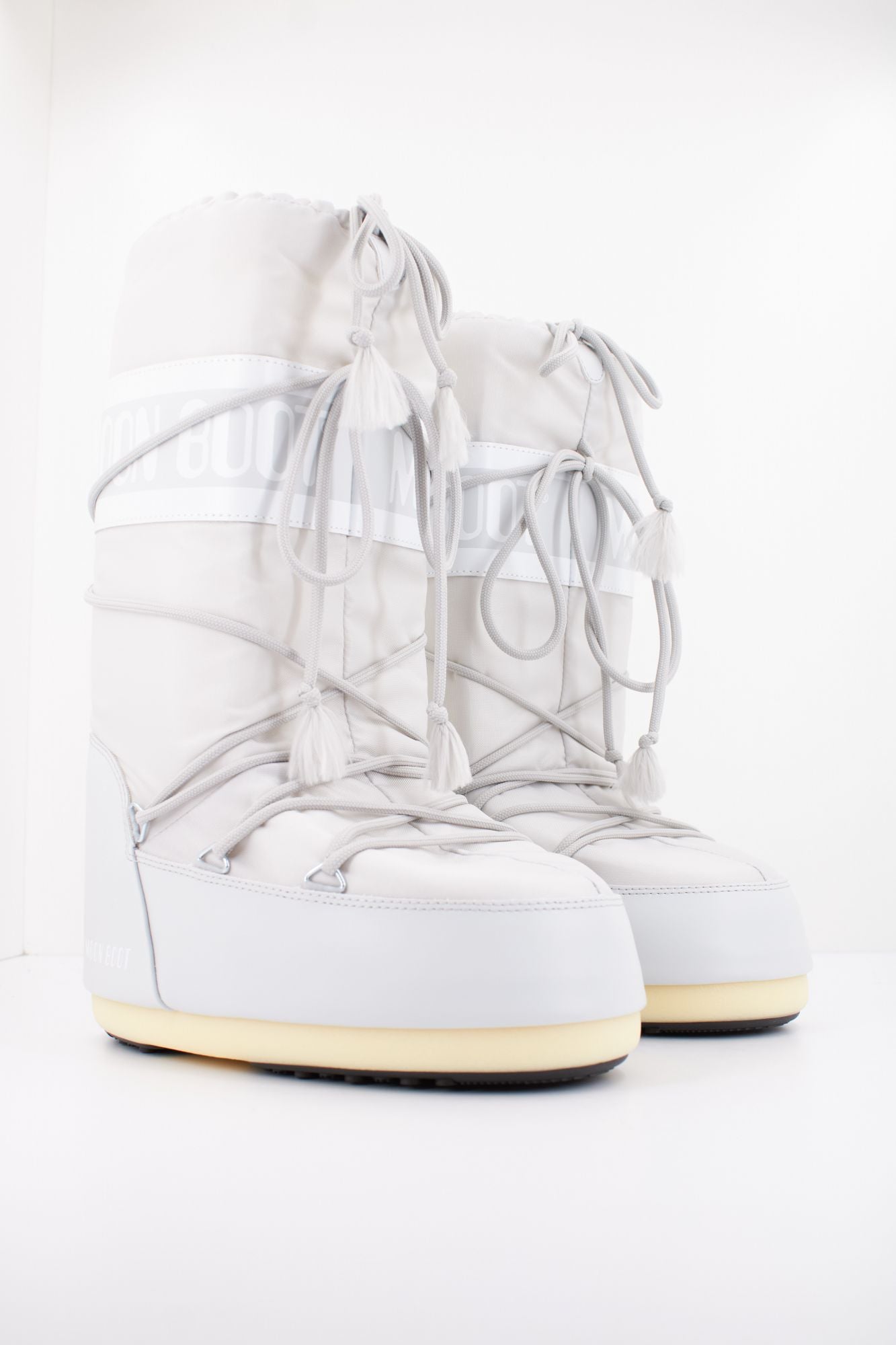 MOON BOOT MB ICON NYLON en color GRIS (2)