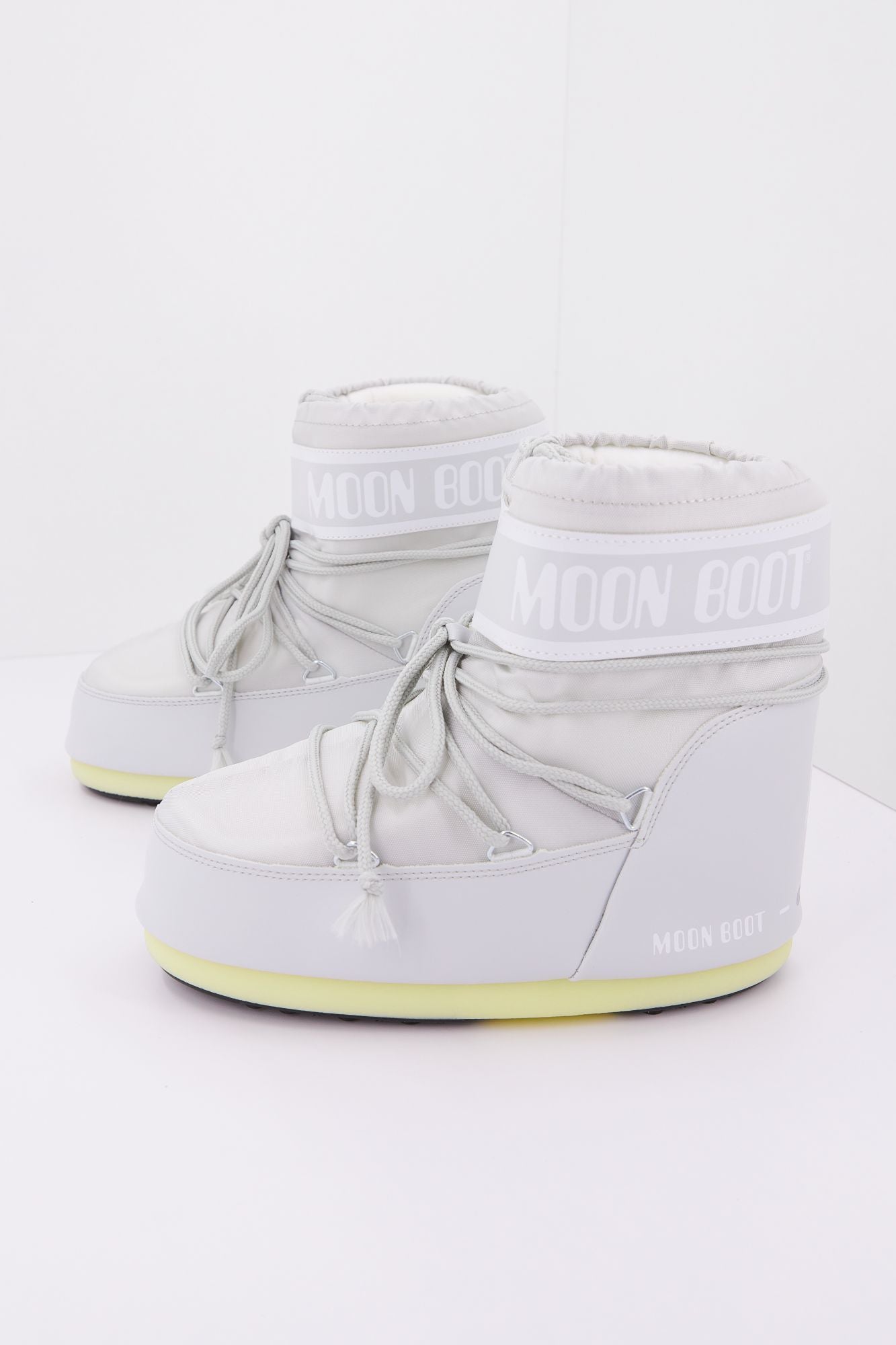 MOON BOOT  MOON BOOT ICON LOW NYL en color GRIS (1)
