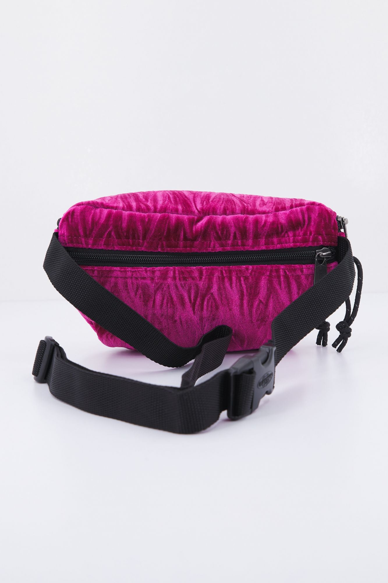 EASTPAK SPRINGER en color ROSA (3)
