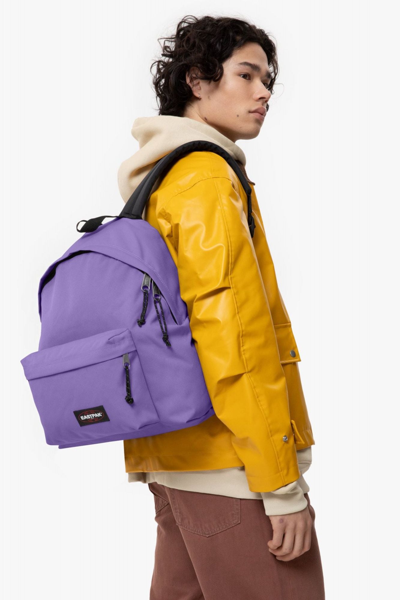 EASTPAK PADDED PAK'R PETAL en color VIOLETA (3)